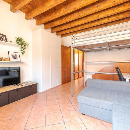 Guest Planet - Rosso Milano Apartment - Navigli Area Экстерьер фото