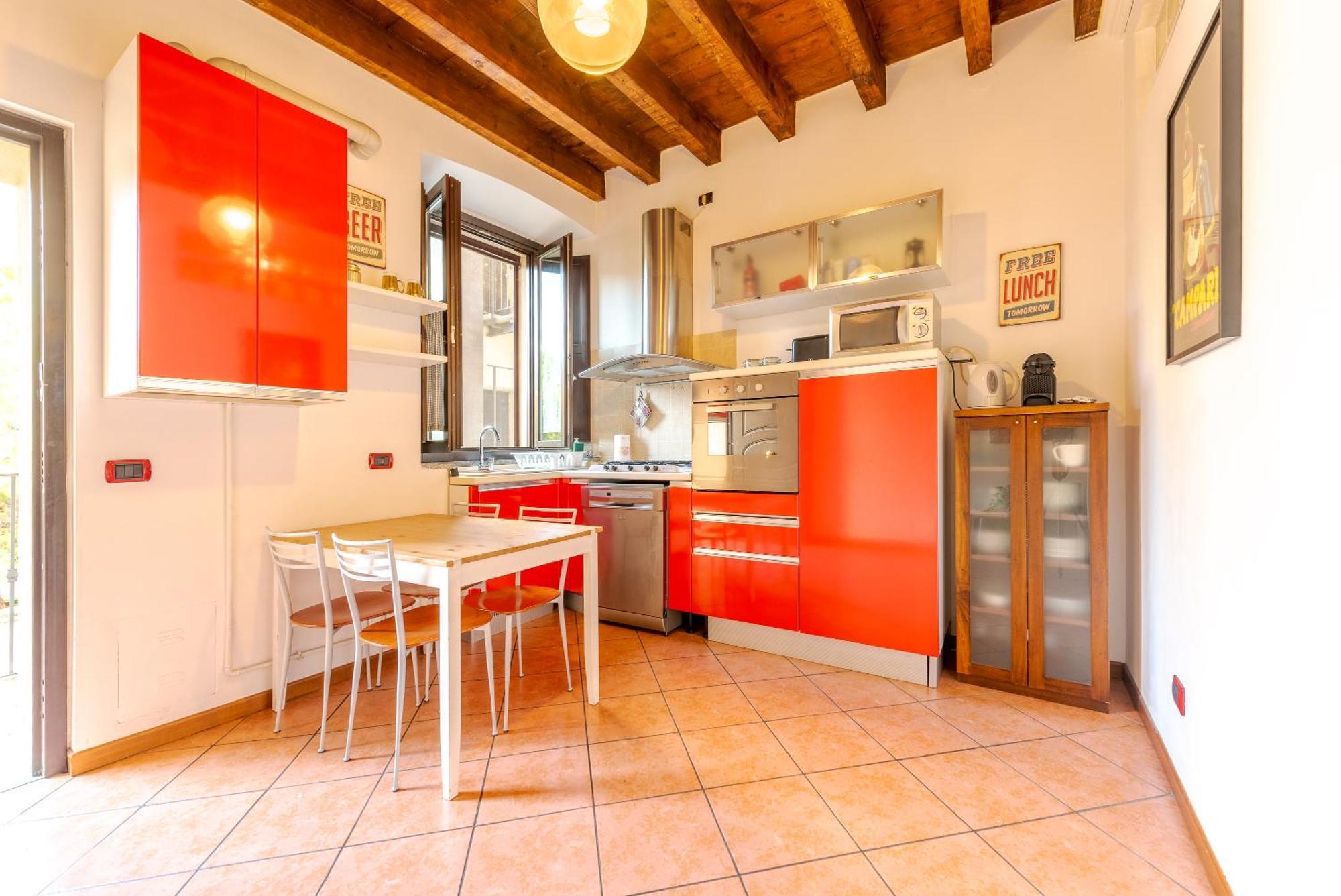 Guest Planet - Rosso Milano Apartment - Navigli Area Экстерьер фото
