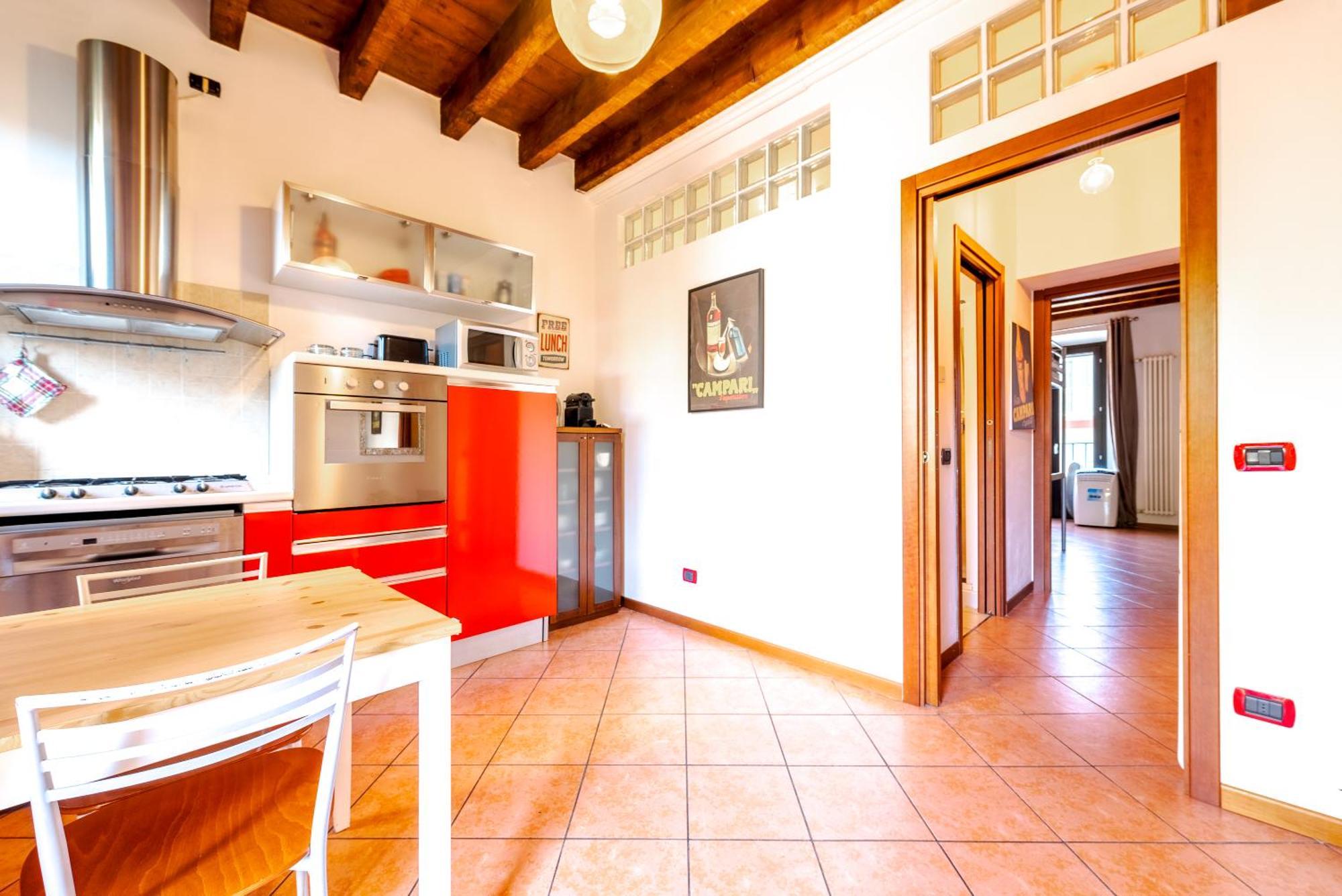 Guest Planet - Rosso Milano Apartment - Navigli Area Экстерьер фото