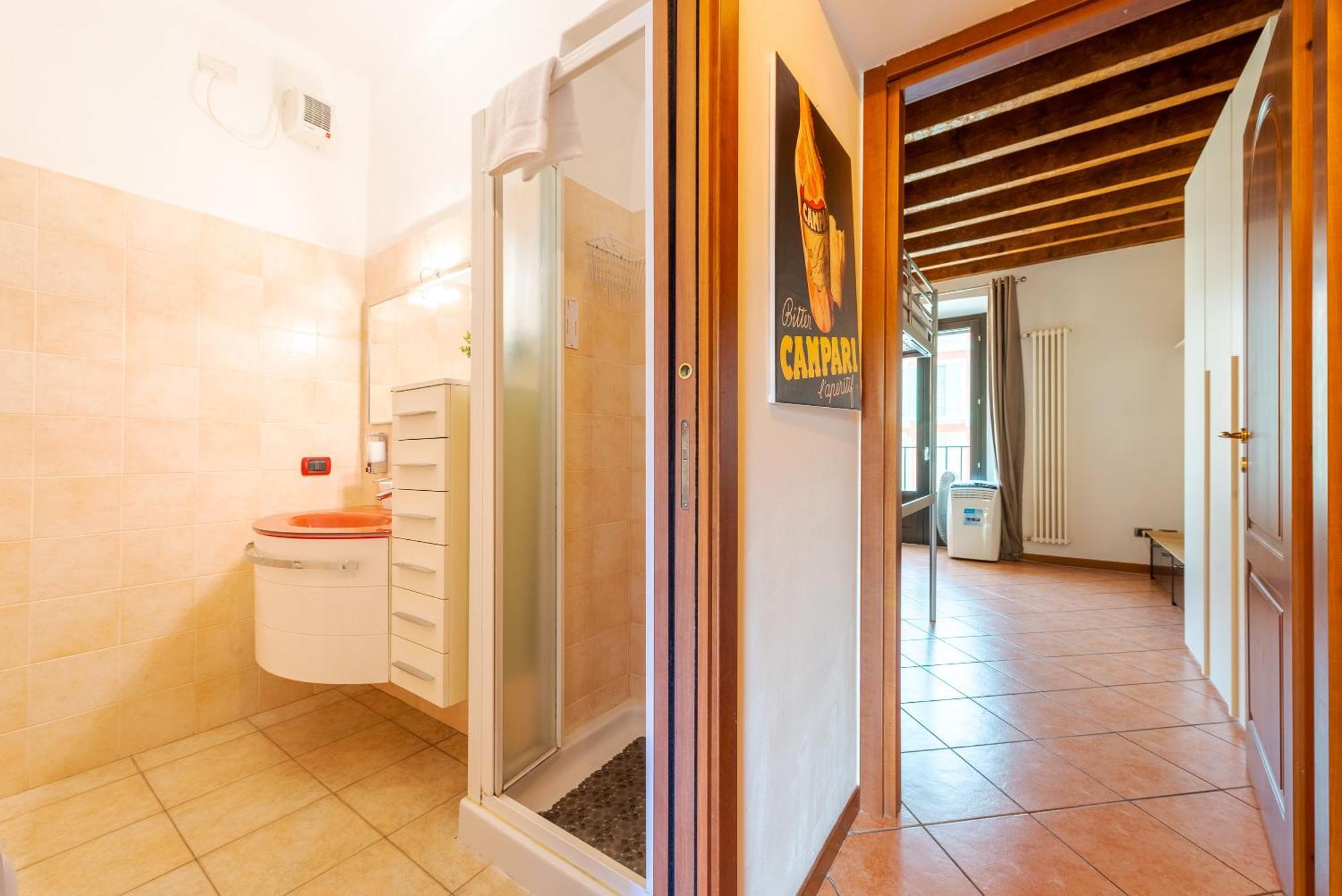 Guest Planet - Rosso Milano Apartment - Navigli Area Экстерьер фото